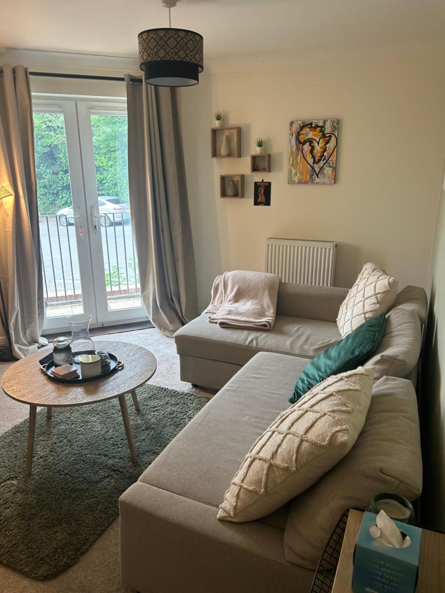 Beautiful 1 Bed In Wycombe Apartment High Wycombe Exterior photo