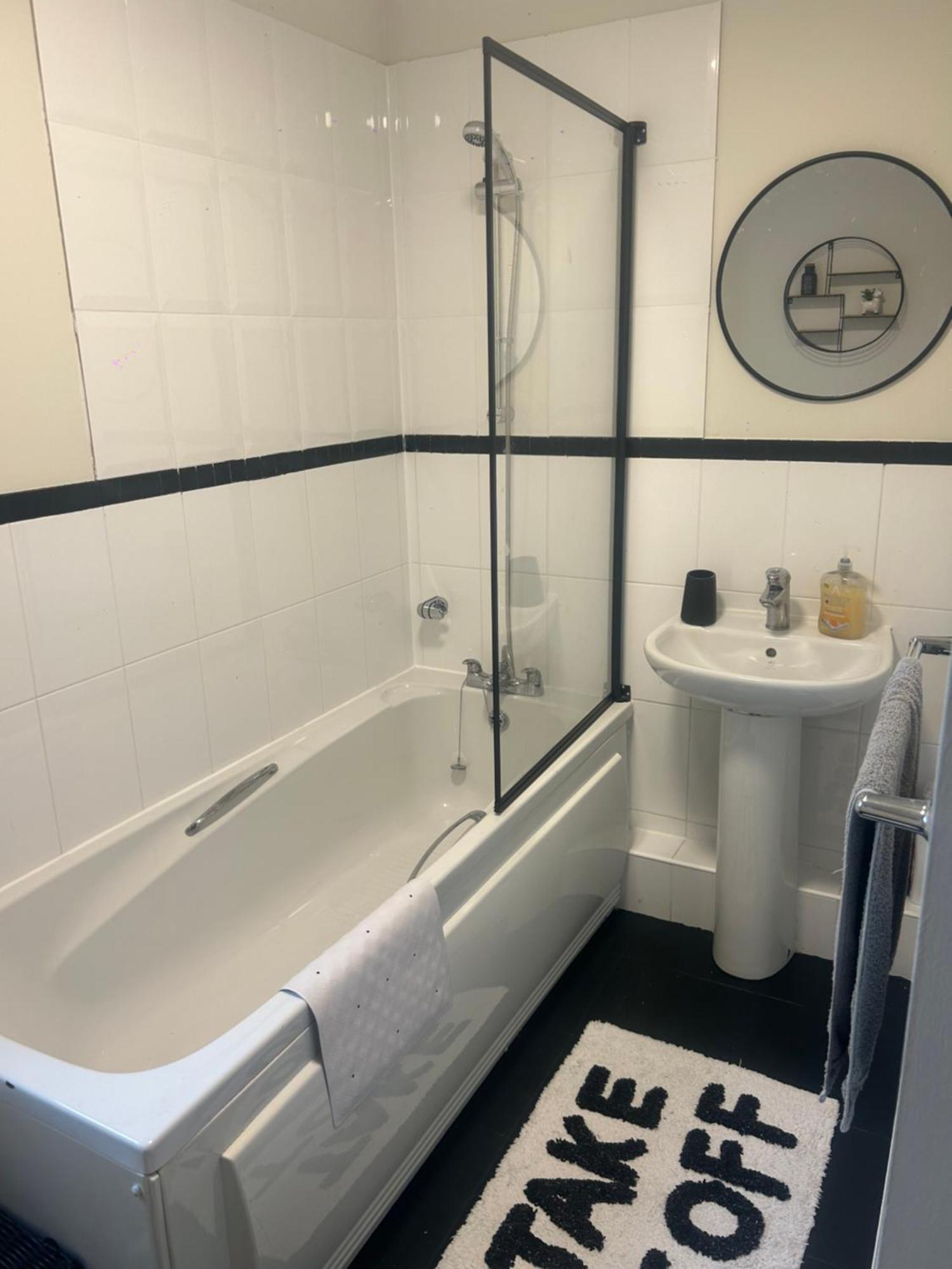 Beautiful 1 Bed In Wycombe Apartment High Wycombe Exterior photo